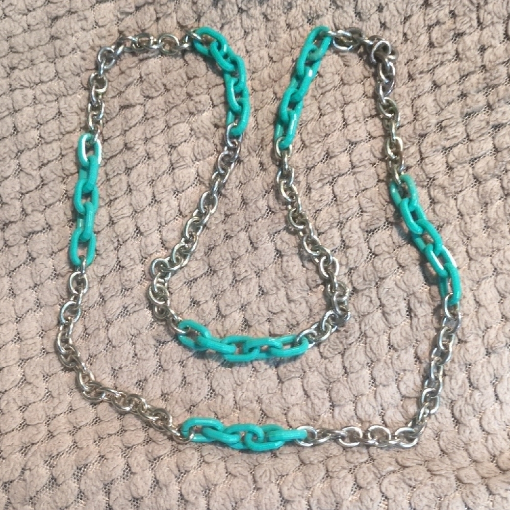 3/$15 Teal and Silver Chain Necklace